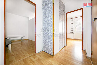 Prodej bytu 2+1, 45 m², Planá, ul. Fučíkova - 9