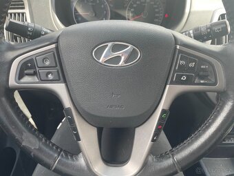 Hyundai i20, Family Go, 1,2i 63 kW - 9