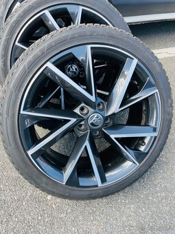 Zimní Alu kola 19” Škoda Superb 3, Vega 5x112 - 9