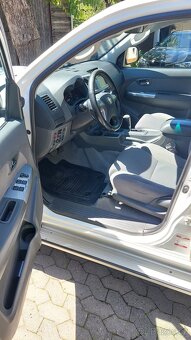 Toyota Hilux - 9