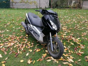Yamaha x-max 125cm r.v 2006-2009 - 9