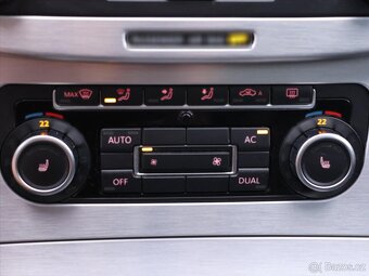 Volkswagen Passat CC 2,0 TDI 125kW DSG 4M CZ R-Line (2010) - 9