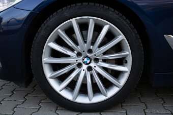 elegantní BMW 530D xDrive Luxury Line z roku 2018 - 9