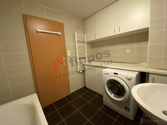 Prodej krásného bytu 4+kk Komens.nám. 93m2 + 49m2 terasa ve  - 9