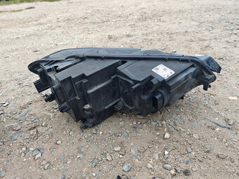 Přední originální LED světla VW Touran 5TA,5T1 - 9