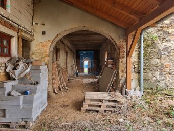 Prodej rodinného domu k rekonstrukci Olešovice, Plzeň - seve - 9