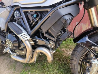 Ducati Scrambler 1100 - 9