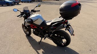 Aprilia Shiver 900 - 9