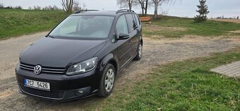 Volkswagen Touran 1.6 TDI, rok výroby 2014 - 9