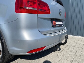 Volkswagen Touran, 2.0 TDI 125kW - DSG-XENON-NAVI - 9