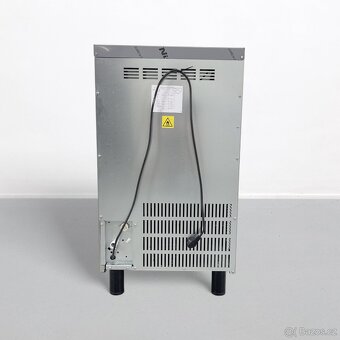 Výrobník kostkového ledu -válec - 47 kg/ 24 h - 9