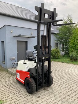 Vysokozdvižný vozík DESTA BVHM 1321 - 9