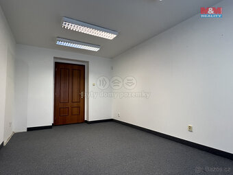 Pronájem kancelář. prostoru, 97 m2, Chomutov, ul. Školní - 9