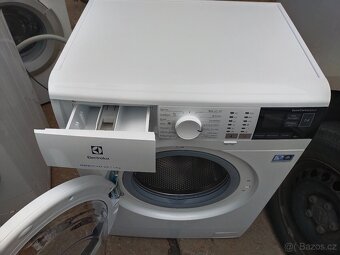 Prodám dig. pračku zn. AEG-7 kg.A+++ ZDARMA DOVEZU--- - 9