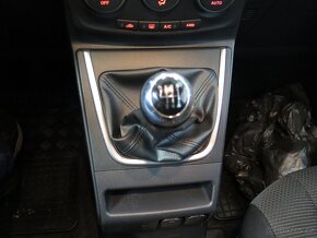 Mazda 5 1.8 klima,7mís,xenon,výhř,senz, auto nyní po serv. - 9