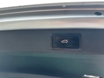 ŠKODA SUPERB 2.0 TDI 110 KW TAŽNÉ MATRIX COCKPIT m2021 - 9