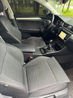 Škoda Superb 2tdi Sedan - 9
