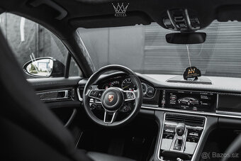 Porsche Panamera Turbo S E-hybrid DPH - 9
