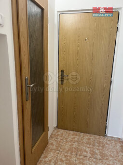 Prodej bytu 1+kk, 24 m², Louny, ul. Čs. armády - 9