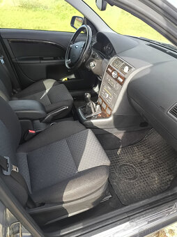 Ford Mondeo Mk3 - 9
