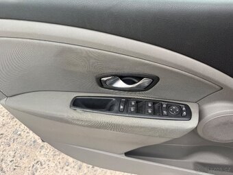 Renault Mégane combi - 9