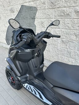 Piaggio MP3 400 HPE 2023 Sport možná doprava - 9