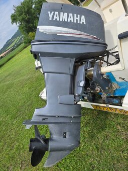 Lod 5.3x2m, doklady, GPS Garmin, motor, vlek - 9