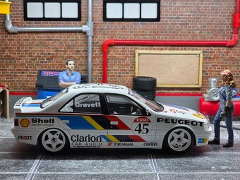 Peugeot 405 MI16 BTCC 1992 1:18 OttoMobile - 9
