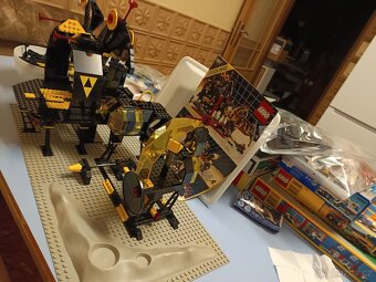 LEGO Space 6987 Message Intercept Base +návod - 9