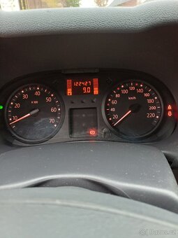 Renault Clio 1.2 - 9