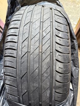 Letní pneu 225/55/17 Bridgestone turanza t001 - 9