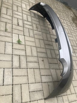 Alternátor a zadní nárazník Z4 E85 - 9