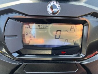 Can-Am Outlander 1000R DPS - 9