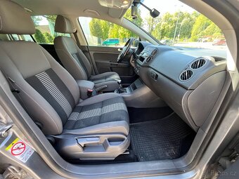 VW Golf Plus 1,6i (75 kW) benzín - 9