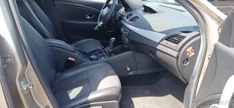 Renault Fluence 1.6 i 81 kW klimatizace - 9