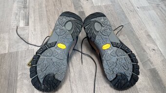 Dámské trekové boty Garmont GTX vel.39 - 9