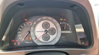 Lexus IS200 - 9