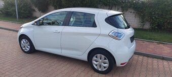 Renault Zoe plně elektrické auto 25 000km - 9