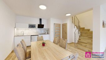 Prodej rodinného domu s dvěmy byty 3+kk, 214 m², Břeclav - C - 9