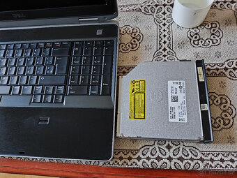 DELL E6530 Intel Core I7 3740QM - 9