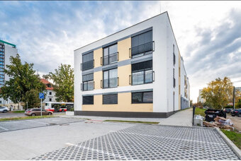 Pronájem bytu 2+kk, U Nového dvora, Lhotka, 21.190 Kč/měs, 4 - 9