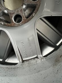 Originál sada Ford 205/55 R16 ET52,5 - 9