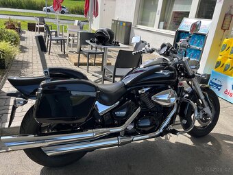 Suzuki Intruder M800 2007 - 9