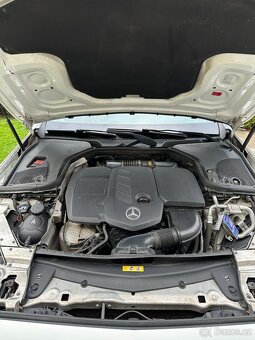 Mercedes E220d 4 matic 2018, plný servis, 100% nájezd - 9