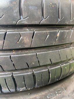 Pneu i s disky 185/60 R14 - 9