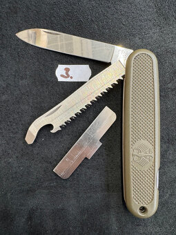 Victorinox GAK1 - 9