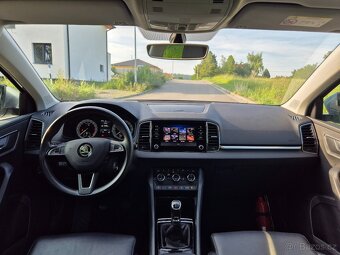 ŠKODA KAROQ STYLE+ /NÁJEZD 110tkm/KESSY/LED/KAMERA/PANORAMA - 9