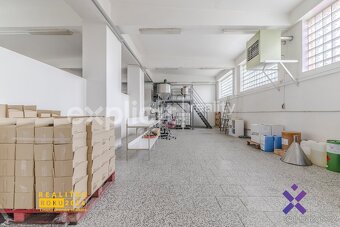 Prodej skladu a haly 3 394 m², pozemek 6 552 m² Zlín - Malen - 9