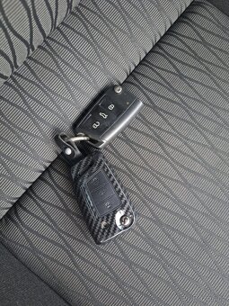 Seat Leon 1.2TSI - 77kw , výhřev , LED , výbava - 9