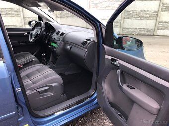 Volkswagen Touran Match R.V. 2012 2.0tdi 103KW - 9